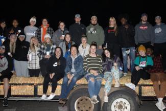Student Life Plans Holiday Hayride for Students at Lemon Park